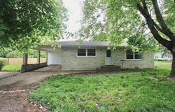 485 Hazzard St, Scottsburg, IN 47170