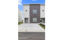 203 Firethorn Drive, Youngsville, LA 70592