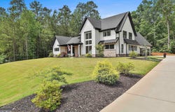 512 River Forest Drive, Forsyth, GA 31029