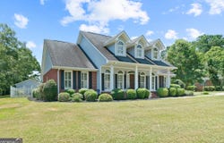 124 Ridgecrest, Gray, GA 31032