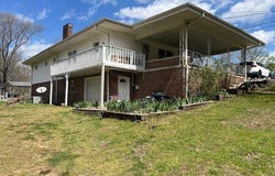 301 Glenhaven Road, PARIS, TN 38242
