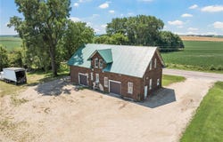 11809 SW 72nd Avenue, Ellendale, MN 56026