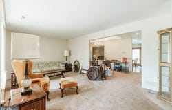 56 STRATFORD LANE, MOUNT LAUREL, NJ 08054
