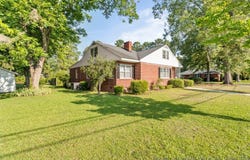 1905 N Rowland Avenue N, Lumberton, NC 28358