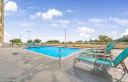 2060 Beach Boulevard, Biloxi, MS 39531
