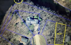 9A141 Hawthorne, APPLE RIVER, IL 61001