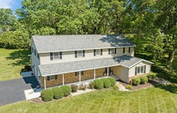 1704 S Sutton Circle Drive, Bluffton, IN 46714-1139