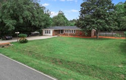 2025 Shady Oaks Drive, Tallahassee, FL 32303