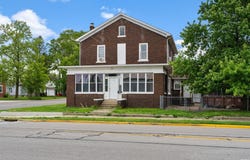 214 W Washington Street, Monticello, IN 47960