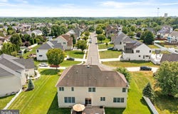 15 HEATHER COURT, COLUMBUS, NJ 08022
