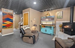 500 High W, Red River, NM 87558-0000
