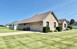 399 S Woodlawn Street, Parker City, IN 47368