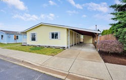 1015 OAK ST, Silverton, OR 97381
