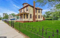 224 E WASHINGTON STREET, RIVERSIDE, NJ 08075