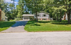 26 Grissom Drive, Clifton Park, NY 12065