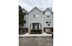 925 Oronoke Road, Waterbury, CT 06708