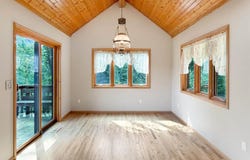 5618 V37 Highway, Dysart, IA 52224