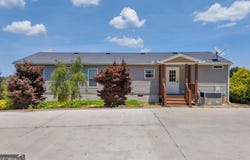 1668 Plainview, Maysville, GA 30558