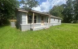 407 Tanner Avenue, Cleveland, TX 77327