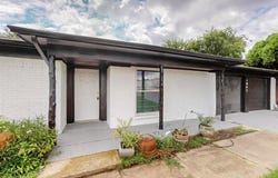 1041 Mckinley Street, Benbrook, TX 76126