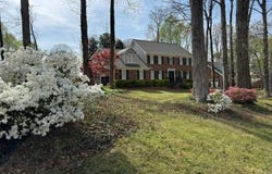 1153 Staples Drive SW, Lilburn, GA 30047