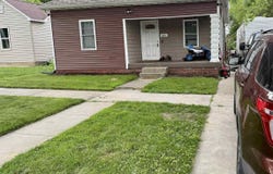 1207 Blackman Street, Clinton, IN 47842
