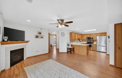 10111 Sutton Drive, Urbandale, IA 50322