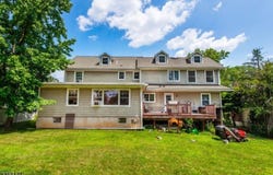 6 Colony Dr, North Caldwell Boro, NJ 07006-4511