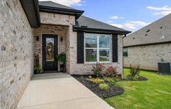 115 S Eagle Mountain Street, Prairie Grove, AR 72753