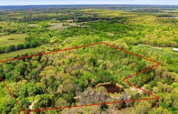 Sparrow Drive, Marshfield, MO 65706