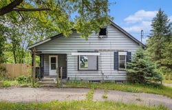 2356 Mt Olivet Road, Kalamazoo, MI 49004
