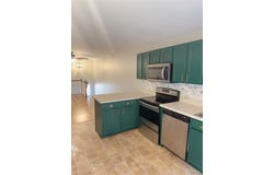 512 Pacific Estates Drive, Pacific, MO 63069