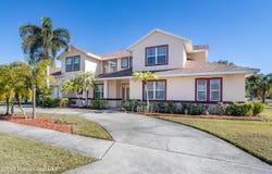 809 Champions Drive NE, Palm Bay, FL 32905