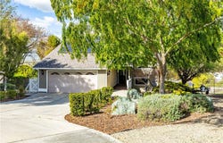 940 Walnut Drive, Paso Robles, CA 93446