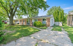 3642 Coachlight Common Street, Lansing, MI 48911