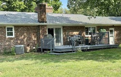 17882 SHERWOOD FOREST Road, Havana, IL 62644