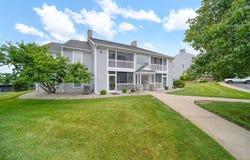 824 W Barrington Circle, Jackson, MI 49203