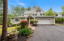 21 Glenhaven Circle W, Saco, ME 04072