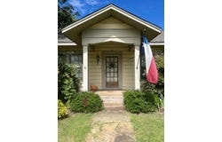 248 S Jacobs Street, Albany, TX 76430