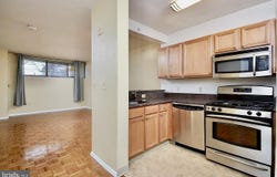 7111 WOODMONT Avenue, BETHESDA, MD 20815