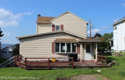 1010 McAlpine Street, Avoca, PA 18641