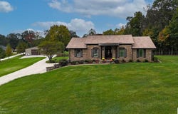3175 Fairground Road, Brandenburg, KY 40108