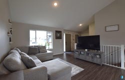 1028 N Mable Cir, Sioux Falls, SD 57103