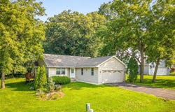 116 SE Heath Cliff, POPLAR GROVE, IL 61065