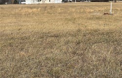 Gunn Rd, Versailles, MO 65084