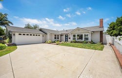 3221 Copa De Oro Drive, Los Alamitos, CA 90720