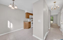 10 Knoll Lane, Simsbury, CT 06089