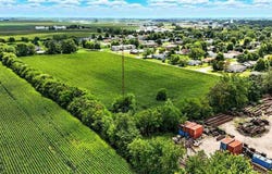 17th Street, IA 52353