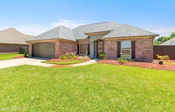 205 Magnolia Knee Drive, Carencro, LA 70520