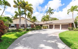 477 Glenbrook Drive, Atlantis, FL 33462
